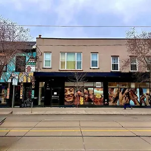 Mini-hôtel Dragon Gate, Toronto